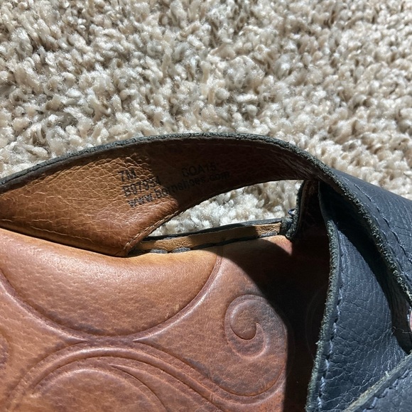 Born Leather Flip Flop Thong Sandals Brown Black Size 7 - Picture 3 of 7